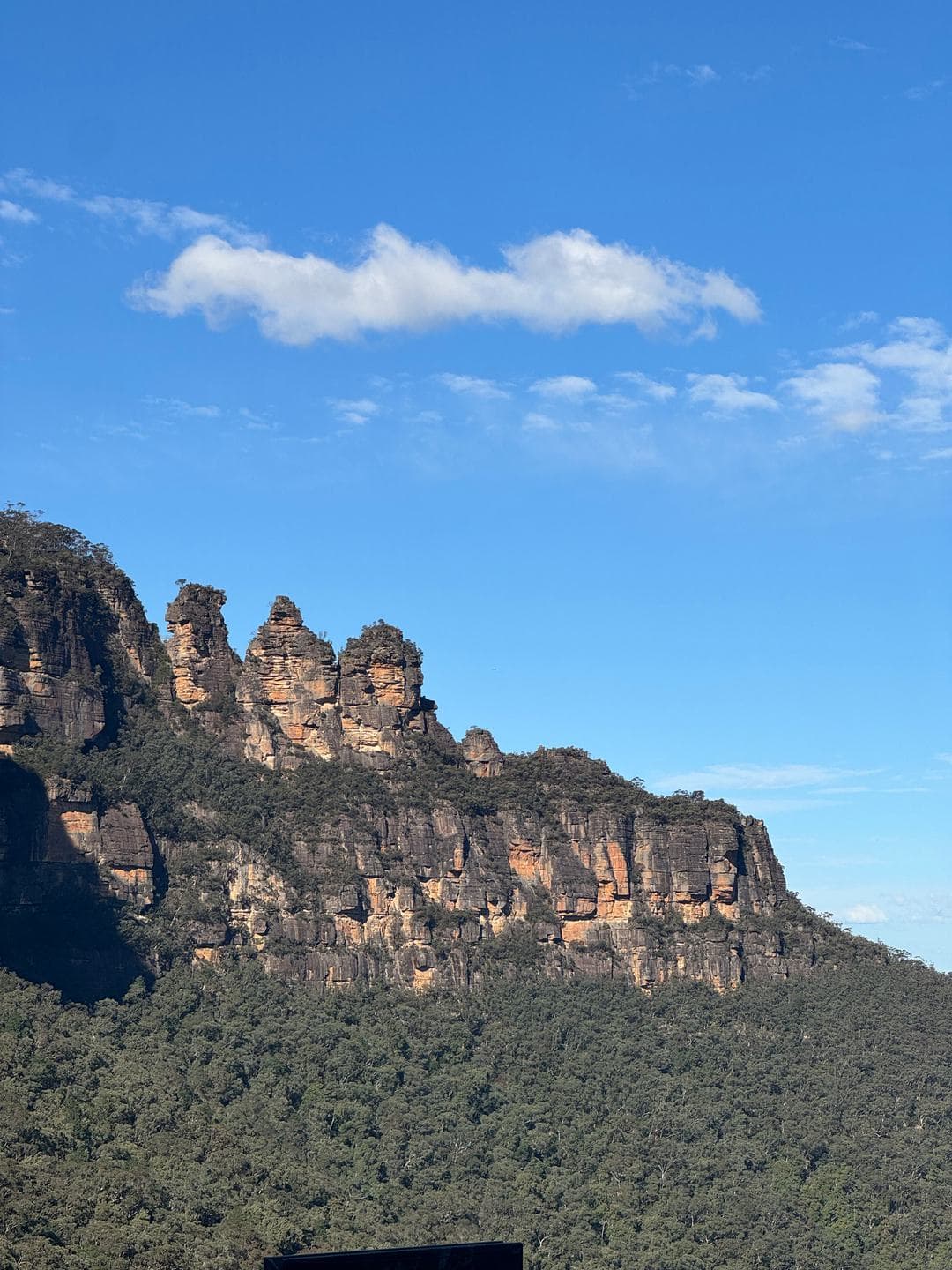 The Three Sisters, three sandstone towers