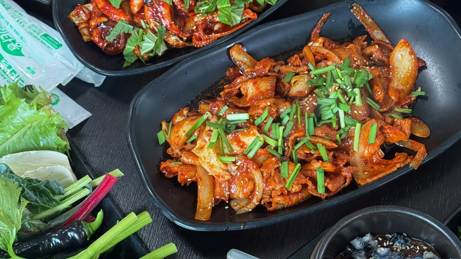 Dongmakgol en Hongcheon: si vas a Ocean World, jjukkumi picante y ureong ssambap sí o sí