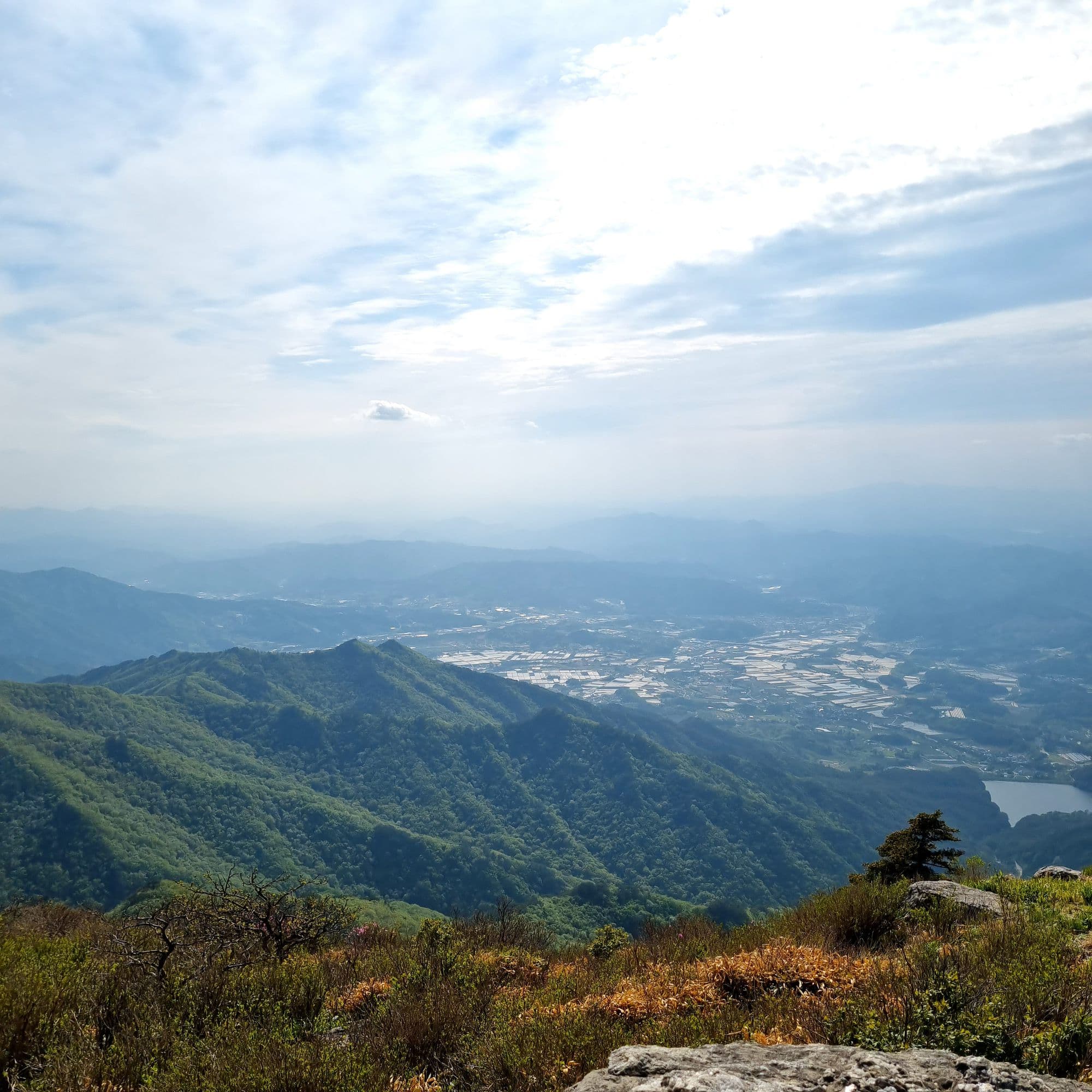 Ridges fading blue toward the horizon from Hyangjeokbong